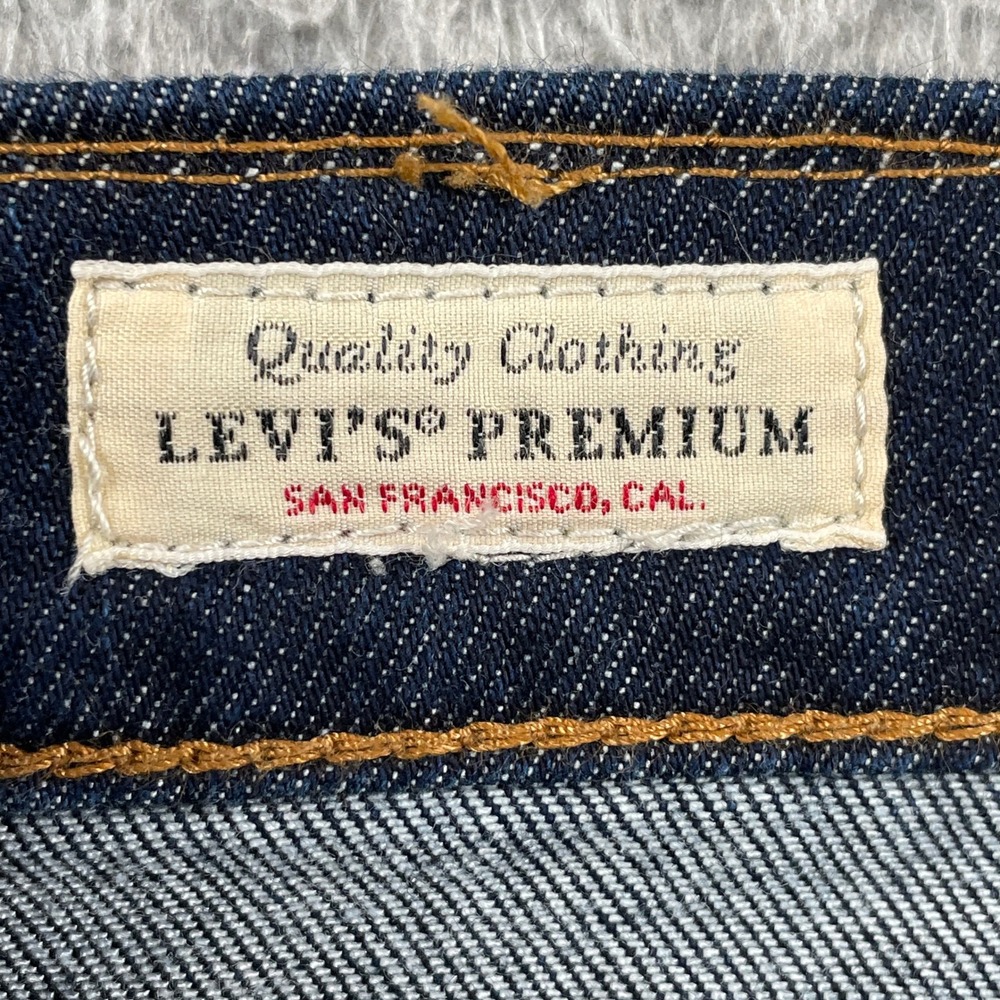 Levi's Jeans Mens 33x32 Blue Skinny Taper Premium Dark Wash Denim Pants - Picture 3 of 11
